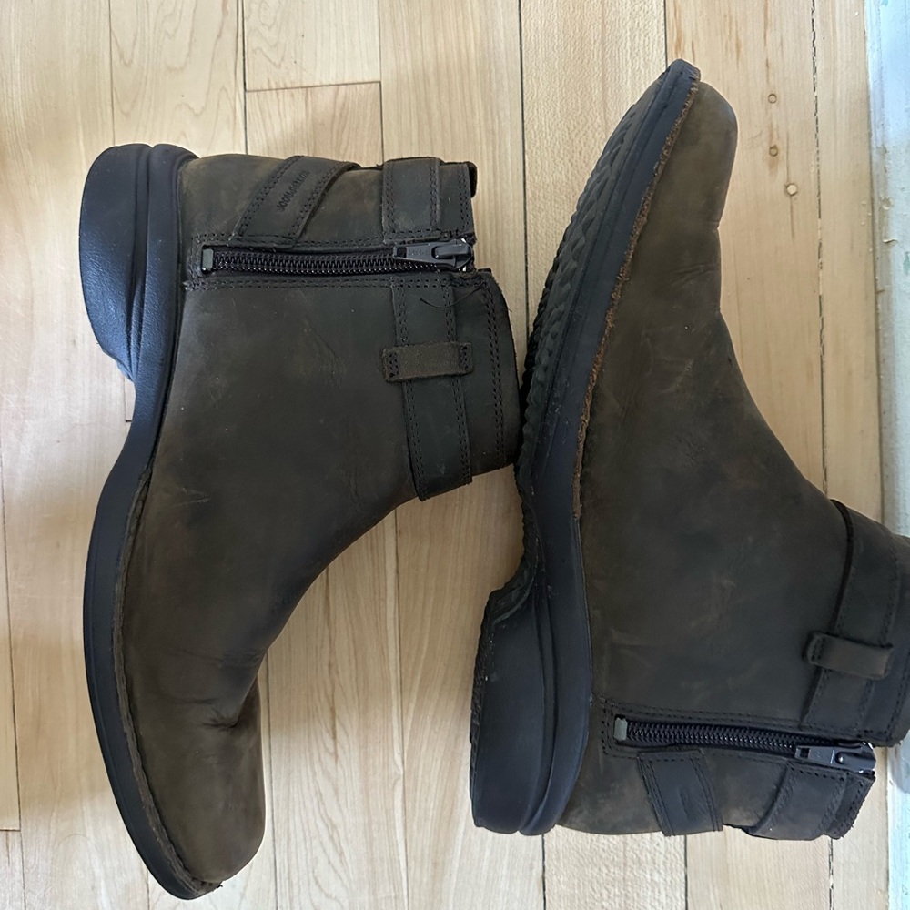 Merrell Zip Booties, Women’s Size 8